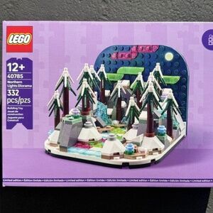 LEGO 40785 "Northern Lights Diorama" UNOPENED